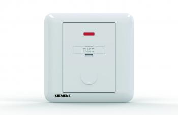Đầu Nối 13A Có Cầu Chì Bảo Vệ & Đèn Hiển Thị